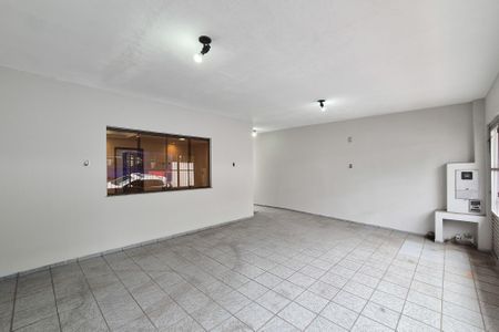 Casa à venda com 155m², 3 quartos e 3 vagasGaragem