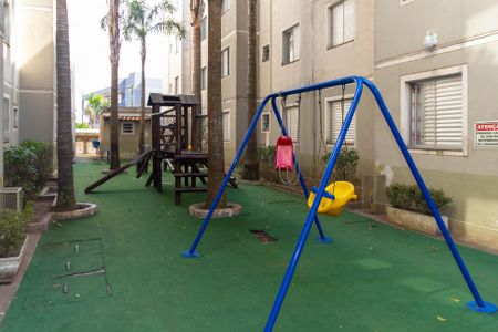 Apartamento para alugar com 51m², 2 quartos e 1 vaga Apartamento para alugar com 51m², 2 quartos e 1 vagaÁrea comum - Playground
