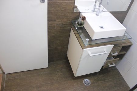 Apartamento para alugar com 75m², 2 quartos e 1 vagaBanheiro