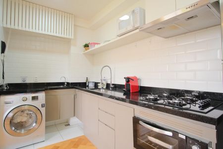 Apartamento à venda com 34m², 1 quarto e sem vagaCozinha e Área de Serviço