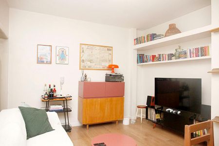 Sala de apartamento à venda com 2 quartos, 63m² em Centro Histórico, Porto Alegre