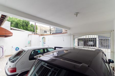Casa à venda com 129m², 2 quartos e 2 vagas Casa à venda com 129m², 2 quartos e 2 vagasGaragem