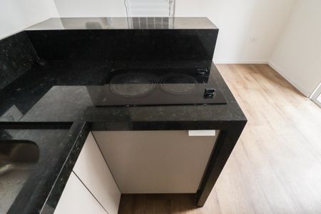 Sala/Cozinha e Área de Serviço de apartamento para alugar com 1 quarto, 30m² em Jardim do Tiro, São Paulo