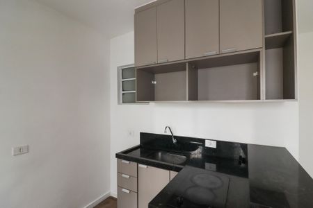Sala/Cozinha e Área de Serviço de apartamento para alugar com 1 quarto, 30m² em Jardim do Tiro, São Paulo