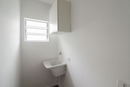 Sala/Cozinha e Área de Serviço de apartamento para alugar com 1 quarto, 30m² em Jardim do Tiro, São Paulo