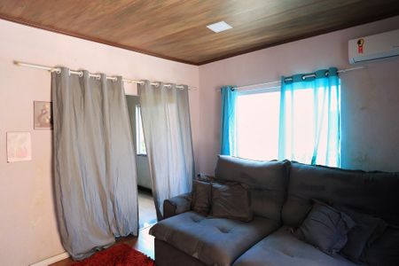Sala de casa à venda com 2 quartos, 150m² em Cachoeirinha, Belo Horizonte