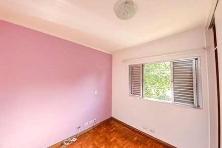 Casa à venda com 240m², 3 quartos e 3 vagas Casa à venda com 240m², 3 quartos e 3 vagasQuarto 2