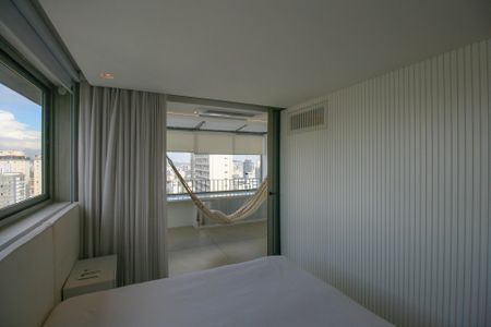 Apartamento à venda com 83m², 1 quarto e 1 vagaSuíte