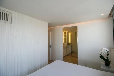 Apartamento à venda com 83m², 1 quarto e 1 vagaSuíte