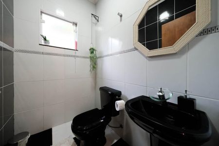 Casa à venda com 180m², 4 quartos e 4 vagasLavabo
