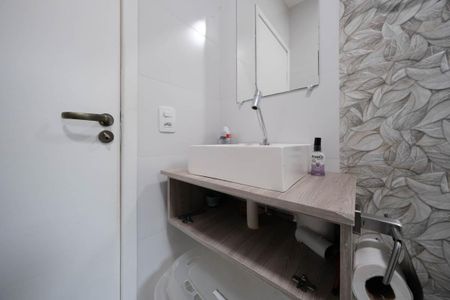 Casa à venda com 180m², 4 quartos e 4 vagasBanheiro da Suíte 2