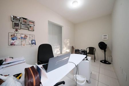 Casa à venda com 180m², 4 quartos e 4 vagasQuarto 2