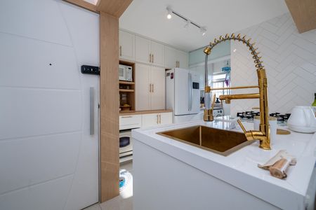 Apartamento à venda com 110m², 2 quartos e 2 vagas Apartamento à venda com 110m², 2 quartos e 2 vagasCozinha