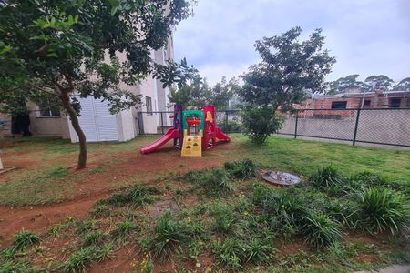 Apartamento para alugar com 35m², 2 quartos e 1 vaga Apartamento para alugar com 35m², 2 quartos e 1 vagaÁrea comum - playground