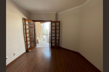 Casa à venda com 135m², 3 quartos e 4 vagas Casa à venda com 135m², 3 quartos e 4 vagasQuarto 1