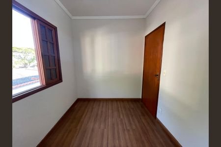 Casa à venda com 135m², 3 quartos e 4 vagas Casa à venda com 135m², 3 quartos e 4 vagasQuarto 2