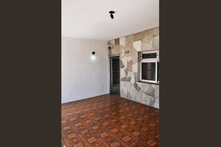 Casa à venda com 154m², 4 quartos e 2 vagas Casa à venda com 154m², 4 quartos e 2 vagasGaragem