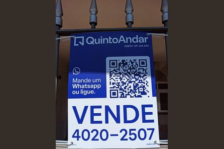 Casa à venda com 154m², 4 quartos e 2 vagas Casa à venda com 154m², 4 quartos e 2 vagasPlaca
