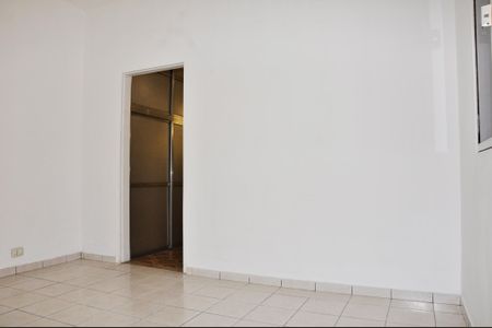 Casa à venda com 154m², 4 quartos e 2 vagas Casa à venda com 154m², 4 quartos e 2 vagasSuíte