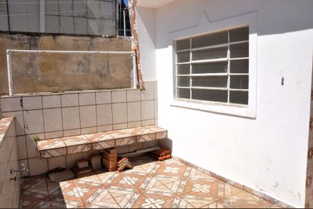 Casa à venda com 154m², 4 quartos e 2 vagas Casa à venda com 154m², 4 quartos e 2 vagasÁrea comum