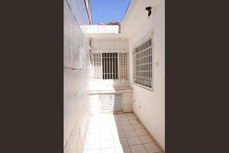 Casa à venda com 154m², 4 quartos e 2 vagas Casa à venda com 154m², 4 quartos e 2 vagasÁrea comum