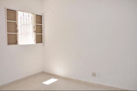 Casa à venda com 154m², 4 quartos e 2 vagas Casa à venda com 154m², 4 quartos e 2 vagasQuarto 2