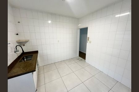 Apartamento à venda com 68m², 2 quartos e 1 vaga Apartamento à venda com 68m², 2 quartos e 1 vagaCozinha