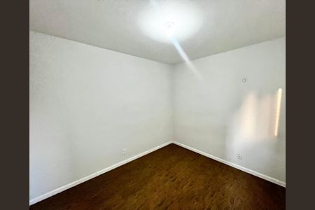 Quarto 2 de apartamento para alugar com 2 quartos, 68m² em Vila Pauliceia, São Paulo