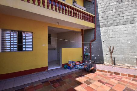 Casa à venda com 65m², 2 quartos e 1 vagaQuintal
