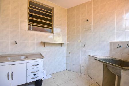 Casa à venda com 65m², 2 quartos e 1 vagaÁrea de Serviço