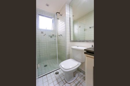 Apartamento para alugar com 56m², 2 quartos e 2 vagas Apartamento para alugar com 56m², 2 quartos e 2 vagasBanheiro da Suíte