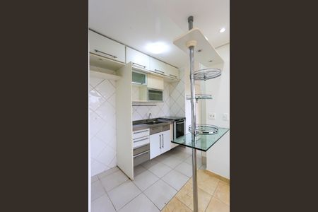Apartamento para alugar com 56m², 2 quartos e 2 vagas Apartamento para alugar com 56m², 2 quartos e 2 vagasCozinha