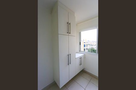Apartamento para alugar com 56m², 2 quartos e 2 vagas Apartamento para alugar com 56m², 2 quartos e 2 vagasÁrea de Serviço