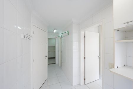 Apartamento à venda com 128m², 3 quartos e 2 vagas Apartamento à venda com 128m², 3 quartos e 2 vagasÁrea de Serviço