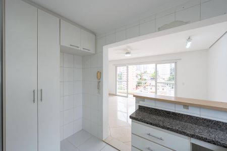 Apartamento à venda com 128m², 3 quartos e 2 vagas Apartamento à venda com 128m², 3 quartos e 2 vagasCozinha