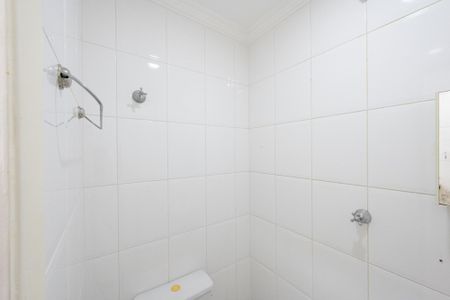 Apartamento à venda com 128m², 3 quartos e 2 vagas Apartamento à venda com 128m², 3 quartos e 2 vagasBanheiro de Serviço