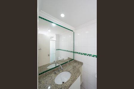 Apartamento à venda com 128m², 3 quartos e 2 vagas Apartamento à venda com 128m², 3 quartos e 2 vagasBanheiro da Suíte 2