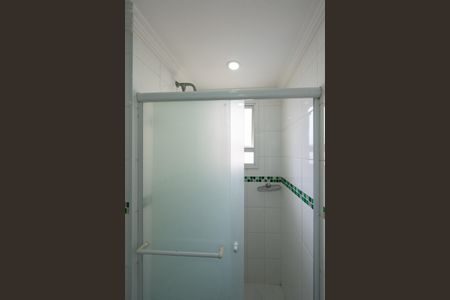 Apartamento à venda com 128m², 3 quartos e 2 vagas Apartamento à venda com 128m², 3 quartos e 2 vagasBanheiro da Suíte 2