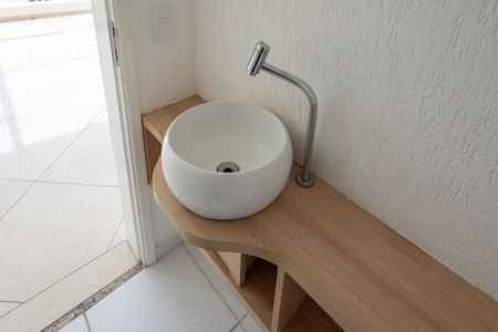 Apartamento à venda com 128m², 3 quartos e 2 vagas Apartamento à venda com 128m², 3 quartos e 2 vagasLavabo