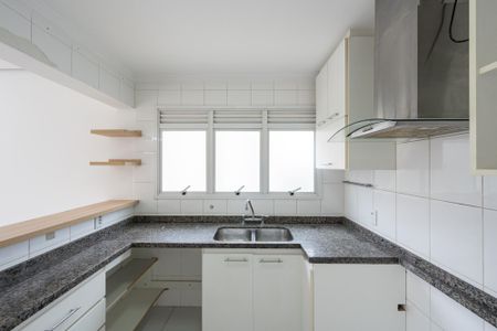 Apartamento à venda com 128m², 3 quartos e 2 vagas Apartamento à venda com 128m², 3 quartos e 2 vagasCozinha