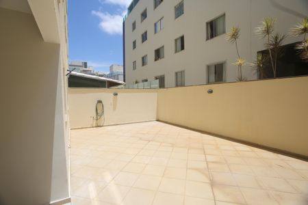 Apartamento para alugar com 175m², 3 quartos e 2 vagasVaranda Cozinha
