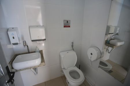 Apartamento para alugar com 175m², 3 quartos e 2 vagasBanheiro de Serviço