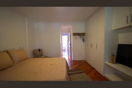 Casa de condomínio à venda com 200m², 3 quartos e 2 vagas Casa de condomínio à venda com 200m², 3 quartos e 2 vagasSuíte 1