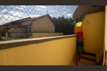 Casa de condomínio à venda com 200m², 3 quartos e 2 vagas Casa de condomínio à venda com 200m², 3 quartos e 2 vagasSacada do Quarto
