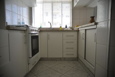 Casa à venda com 180m², 5 quartos e 3 vagasCozinha