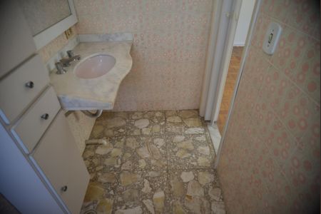 Casa à venda com 180m², 5 quartos e 3 vagasBanheiro da Suíte