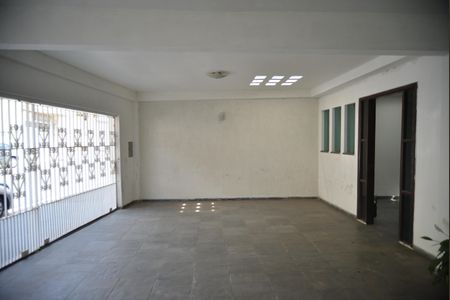 Casa à venda com 180m², 5 quartos e 3 vagasGaragem