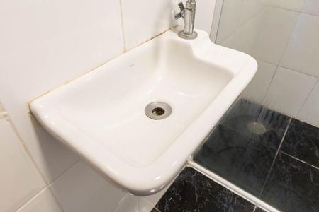 Apartamento para alugar com 72m², 2 quartos e sem vagaBanheiro