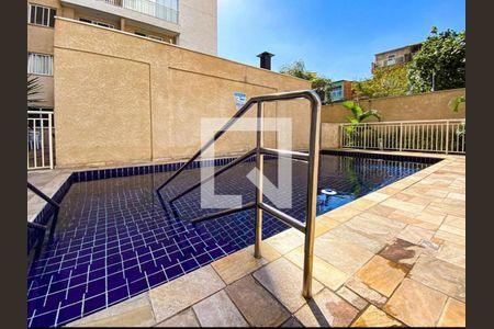 Apartamento à venda com 42m², 2 quartos e sem vaga Apartamento à venda com 42m², 2 quartos e sem vagaÁrea comum - Piscina