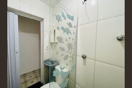 Banheiro de casa para alugar com 1 quarto, 50m² em Vila Barros, Guarulhos